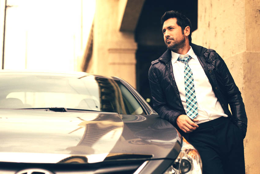 轰炸电话网页版